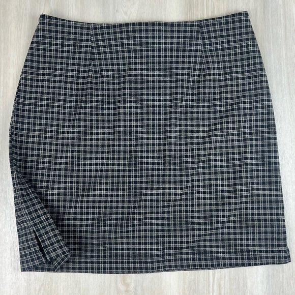 Vintage Studio Dresses & Skirts - Vintage Studio 90s Gingham Plaid Pleated Skirt School Girl Size 12 Made in USA